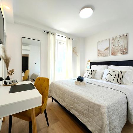 Studio & Rooms Fjok Split Exterior foto