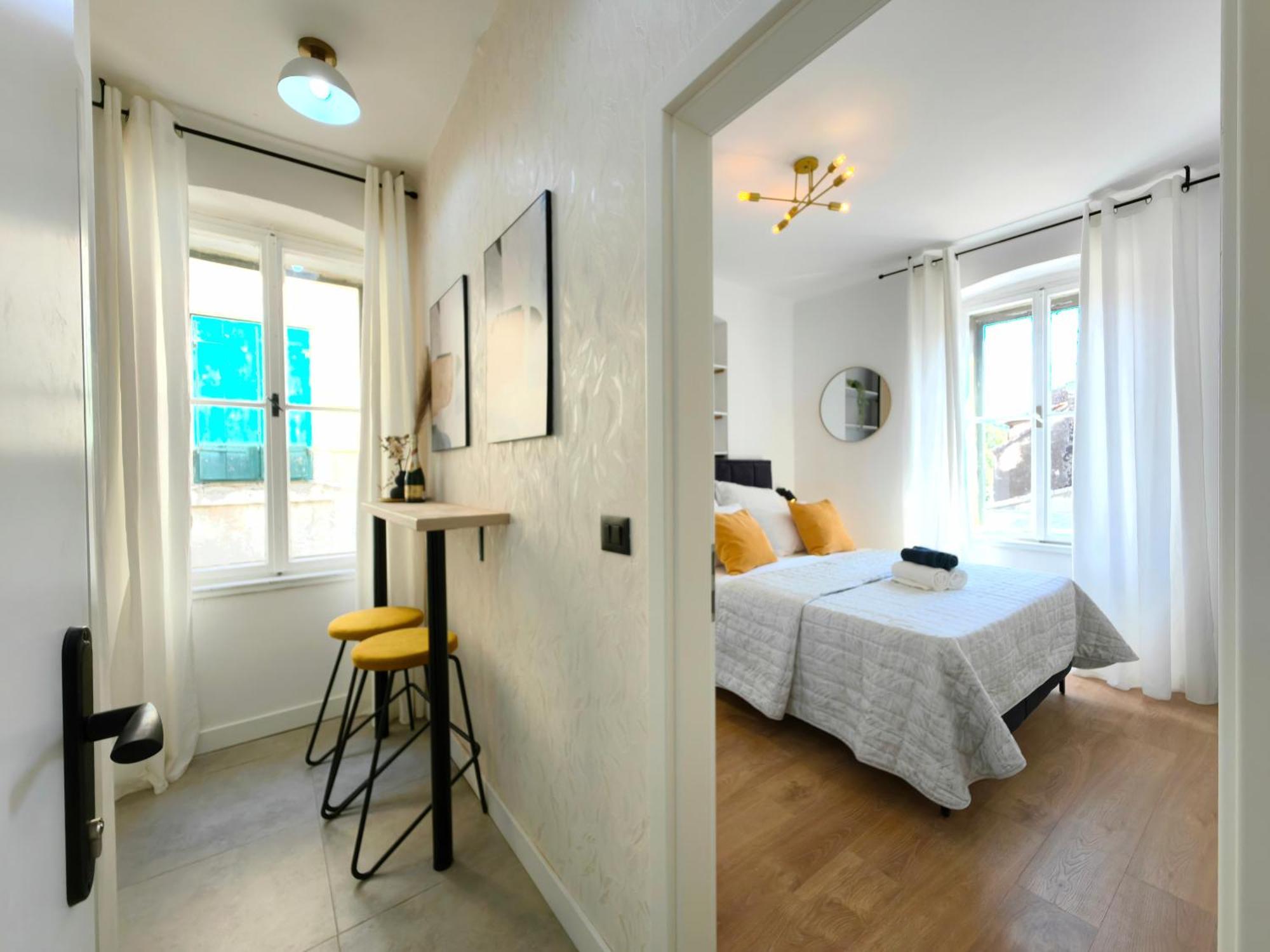 Studio & Rooms Fjok Split Exterior foto
