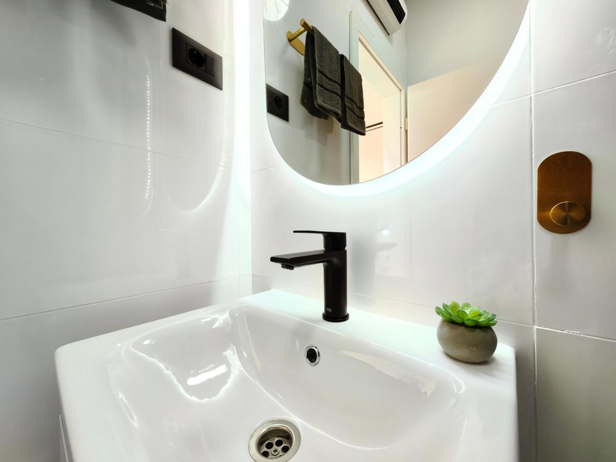 Studio & Rooms Fjok Split Exterior foto